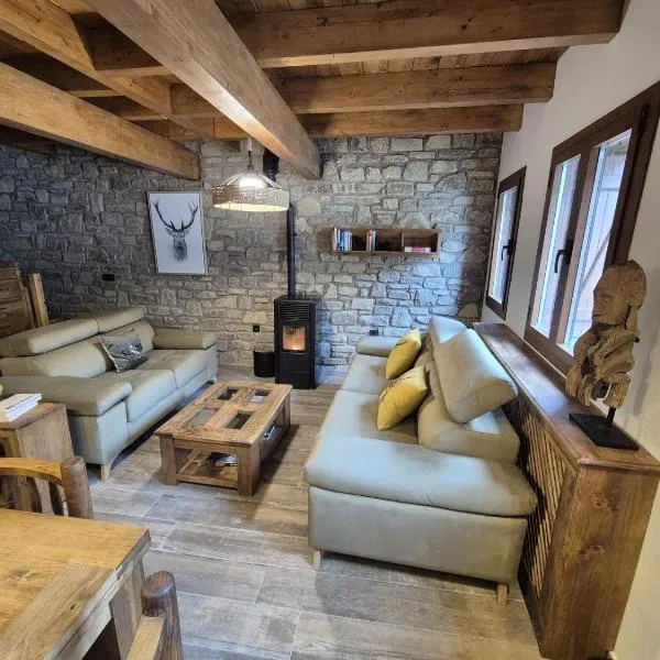 Alojamientos Ruraltena, hotel in Piedrafita de Jaca
