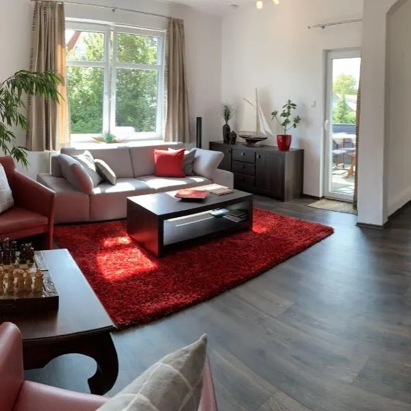 Ferienwohnung CITY - direkt am Falderndelft - nähe Innenstadt, viešbutis mieste Emdenas