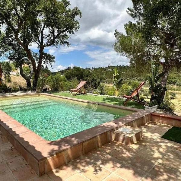 Refúgio da Águia, hotel v destinaci Montargil