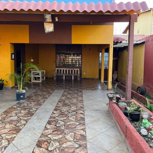 Casa 3 quartos - Caldas Novas