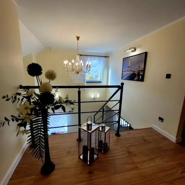 Pokoje Gościnne Baśniowy Dom Radków, hotel a Radków