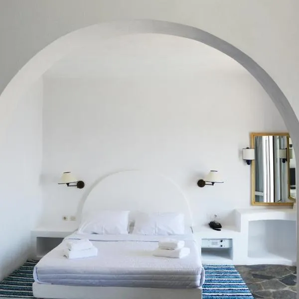 Patmos Paradise Hotel, hotel v destinaci Kámbos