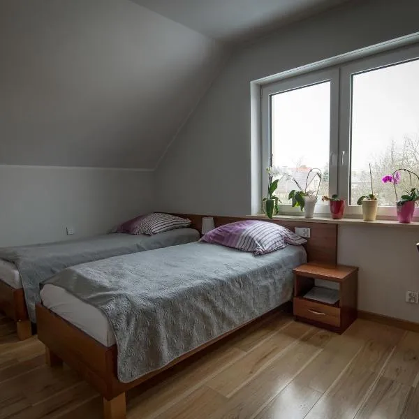 Apartamenty Zielona Ostoja - Countryside Escape, hotel v destinácii Nowa Sarzyna