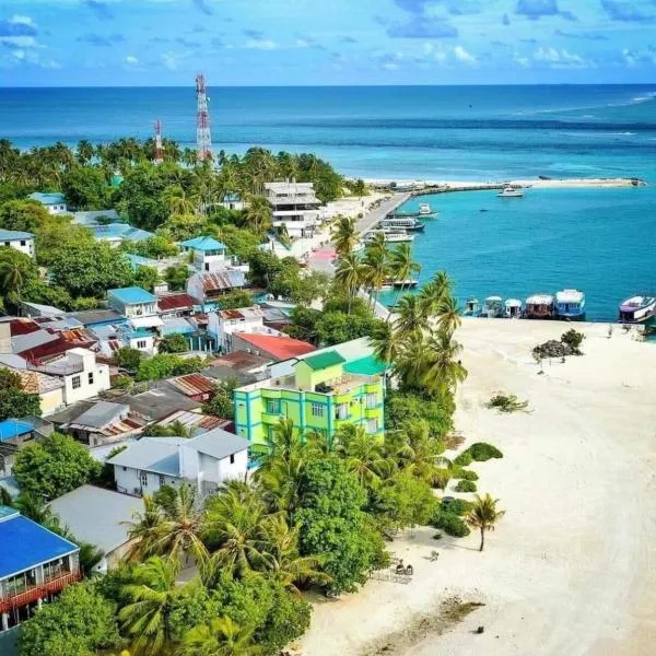 IRIS Beach Residence, hotel v destinaci Guraidhoo