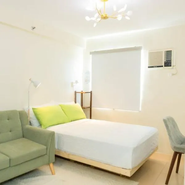 Unit 28 Mountain View Studio by Ems, hotel in Dumaguete