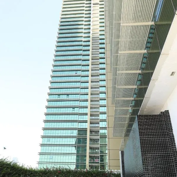 Delmon دلمون, hotel v destinaci Abu Dhabi