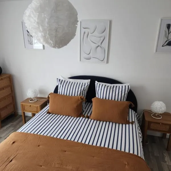 Appartement Plein Centre, hotel v destinácii Saint-Brévin-les-Pins