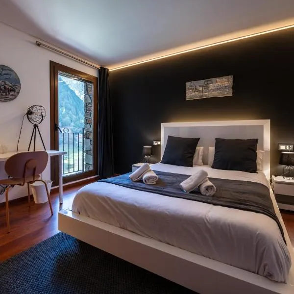 Barthe Holidays I Apartamento moderno en Arinsal 4PAX I Confort, Vistas, Parking, Pet friendly I Pic Negre，位于Mas de Ribafeta的酒店