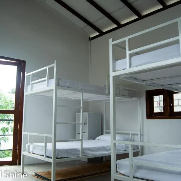 Diamond shine hostal and bunk beds, hotel Kandyban