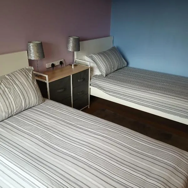Twin room in Prescot Homestay, hotel v destinaci Prescot