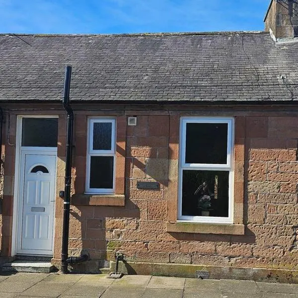 Quay cottage Annan, hotel in Annan