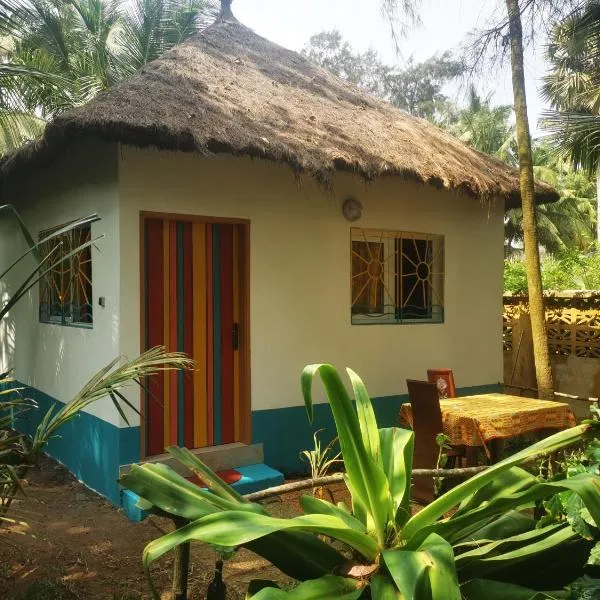 Bungalow accés direct plage privée "Plage tropicale Chez Jack et Régine", hotel di Grand-Bassam