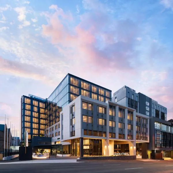 DoubleTree by Hilton Hobart、ホバートのホテル