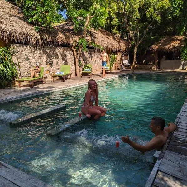 Hiru Villas and Kitesurfing, hotel in Kalpitiya