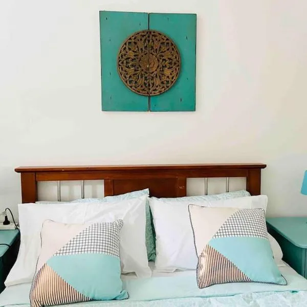 D121 Fabulous Marsh Stay, hotel a Maribyrnong