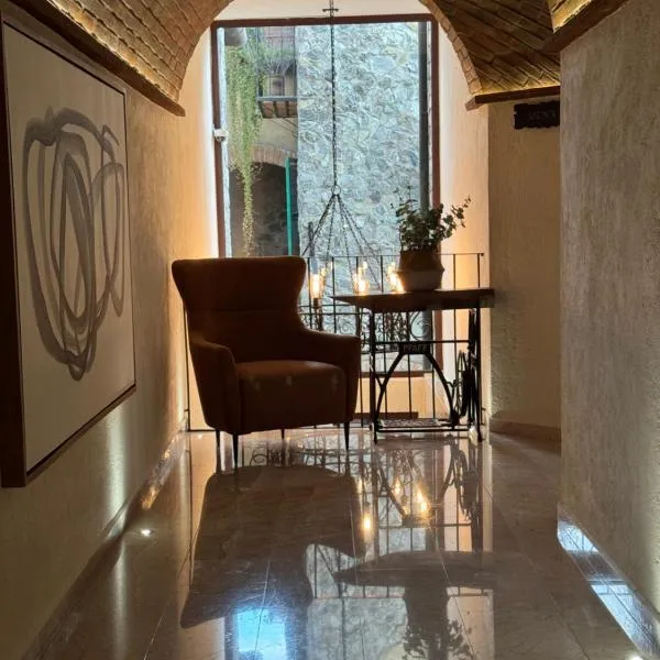 Porta Paradiso ValQuirico, Albergo Boutique, hotel v destinaci Santeagueda