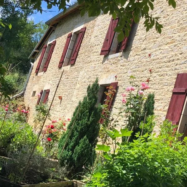 Maison Les greniers, hotel v destinaci Myon