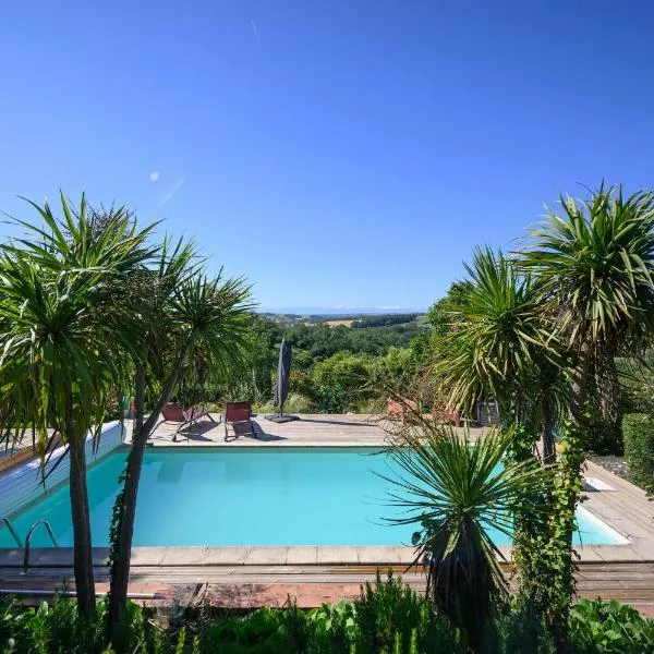 L'Apouticayre, hotel v destinácii Montaut
