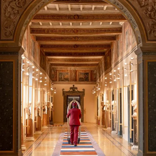 Palazzo Talìa - Small Luxury Hotels of the World, hotel in Rome
