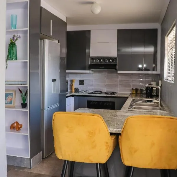 Centrally Located Luxurious Unit in CBD, hotel v destinaci Maseru