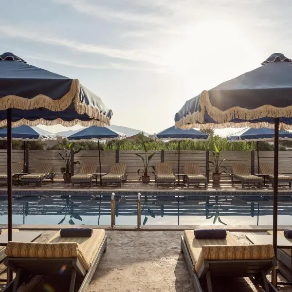 Memories Apartments - Explore & Recharge, hotelli kohteessa Laganas