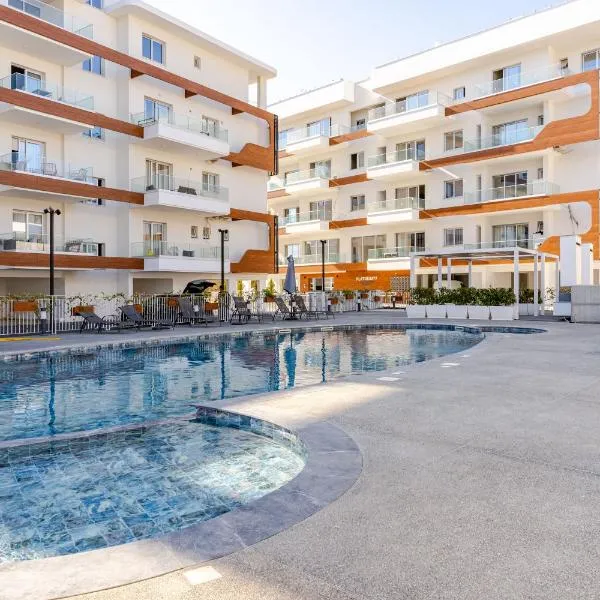YAMAS Urban Living Platinum 77 Apartments, hotel in Limassol