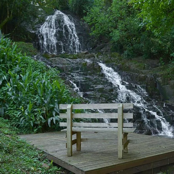 Refugio confortavel na Cabana Gold em Linha Nova RS, hotel in Presidente Lucena
