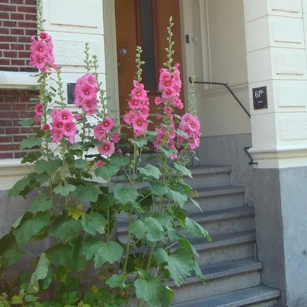 Historic canal house in green residential area, hotel v destinaci Utrecht