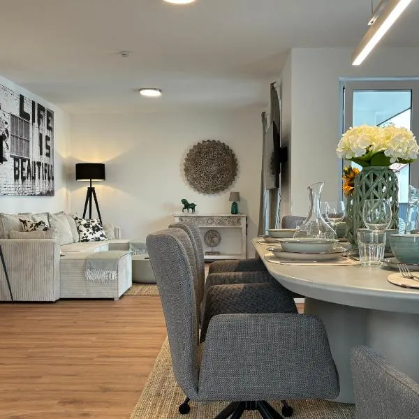 REMA Homes - Große Apartments mit Küche in Offenburg, hotel v destinaci Offenburg