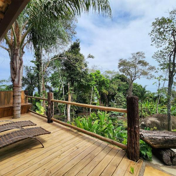 Bangalô na Natureza com Vista e Piscina Natural