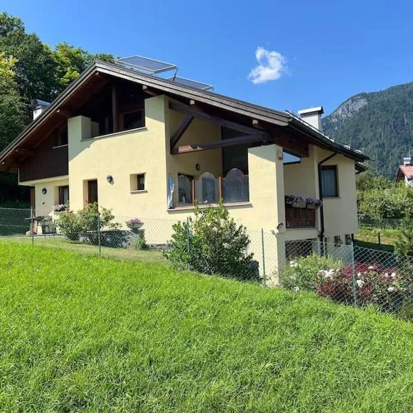 Villa Argentina dimora nelle Dolomiti, hotel v destinaci Calalzo