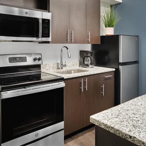 stayAPT Suites Suffolk-Chesapeake, khách sạn ở Suffolk
