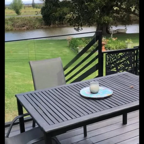 Bird Song Farm, hotel v destinaci Hat Head