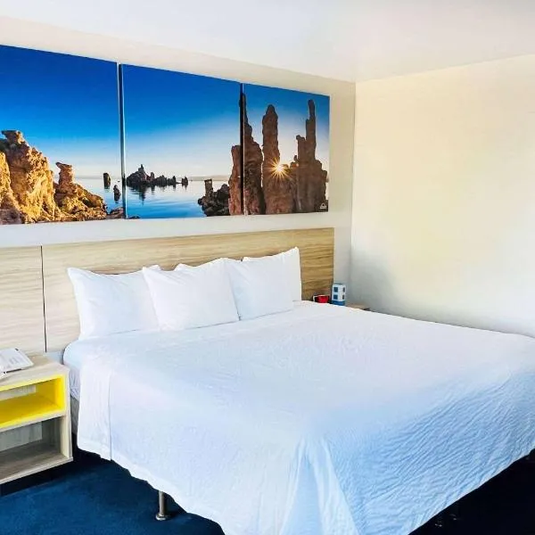 Days Inn by Wyndham Ridgecrest near China Lake Naval Station, hotel v destinaci Ridgecrest