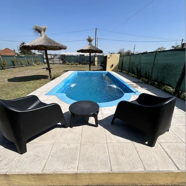 El Paraiso, hotel in Navarro