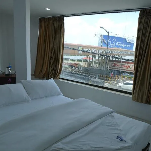 Port View Residency PVR, hotel v destinaci Nedumbassery