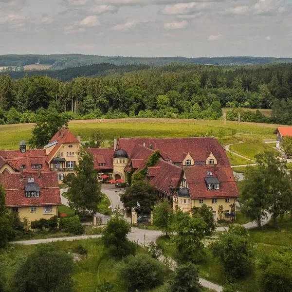 Gut Sonnenhausen, hotel v destinaci Glonn