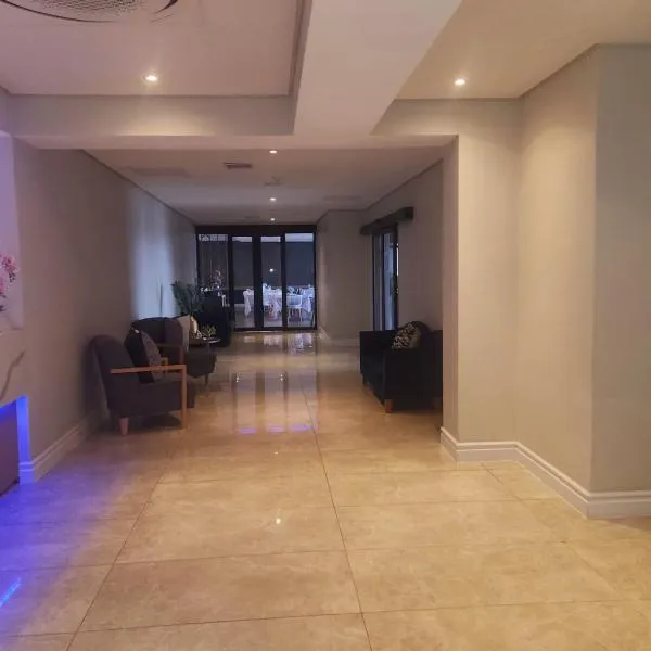 12 Oceans Hotel and Conference Centre, hotel in Kingsburgh