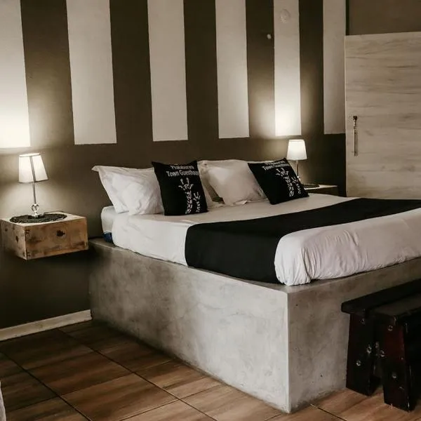Overnight Stop Before Kruger National Park, hotel a Phalaborwa