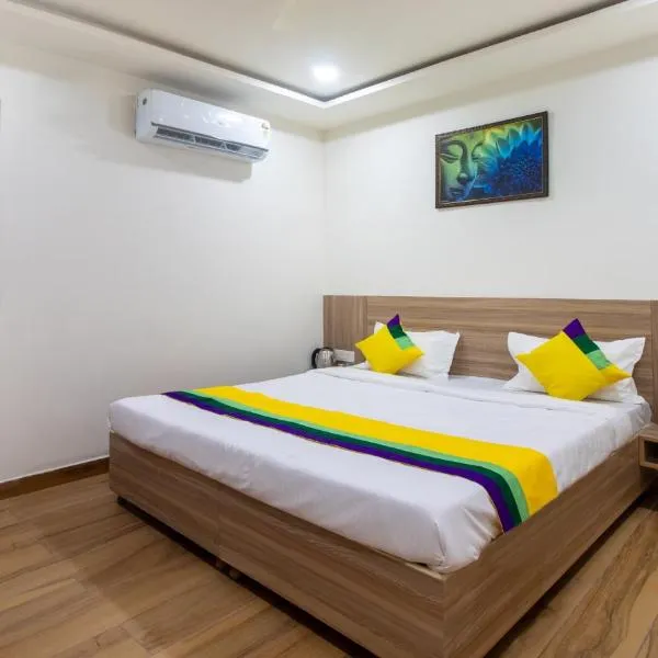 Itsy Hotels Krishna Residency, Govardhan Chauraha, hotel in Mathura