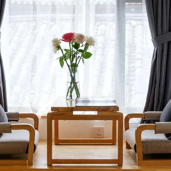 Leisure Inn, hotel in Lijiang