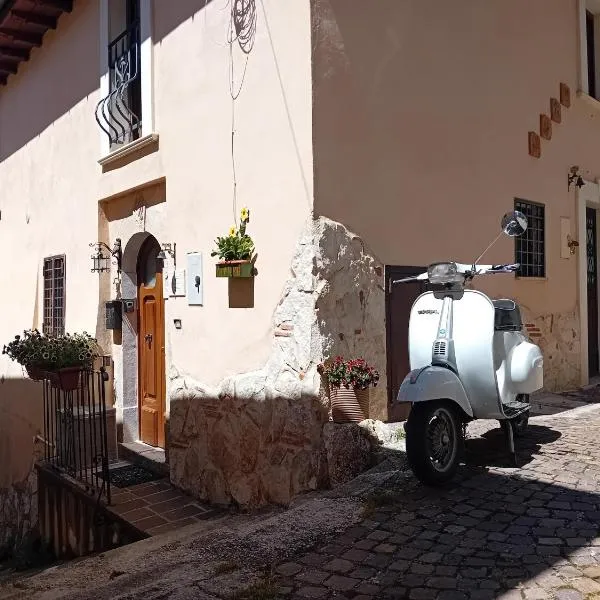 Casetta del Rione, hotel v destinaci Rocca di Mezzo