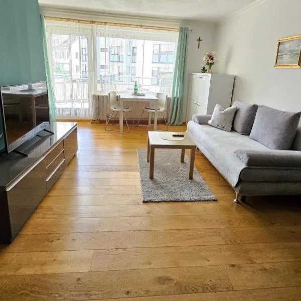 City-Center Apartment Böblingen mit Balkon,Parking,Smart-TV, hotel Böblingenben