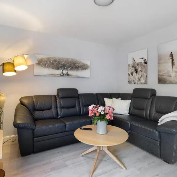 Süsse 2 Zimmerwohnung, hotel in Heiligenstedten