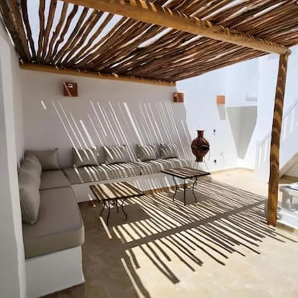 Dar Sultan Riad rénové coeur médina et proche plage, hotel v destinaci Essaouira