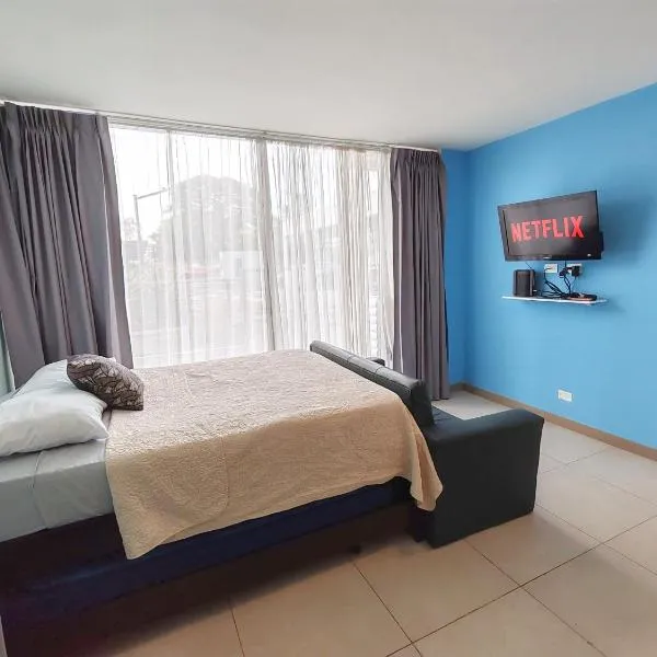 0201 iFreses Hermoso Apartamento Full Equipado SIN PARQUEO, hotel v destinaci Curridabat