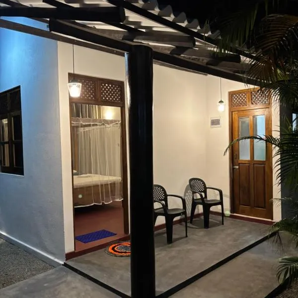 Ima House, hotel v destinaci Hiriketiya
