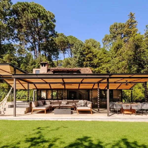 Casas Abi, A Tranquil Retreat Surrounded by nature, hotel in Valle de Bravo