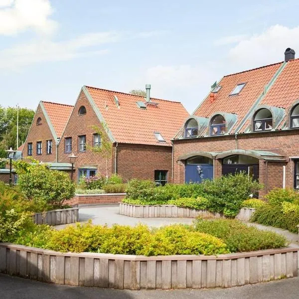 Townhouse med Bastu, 4 Våningar Nära Liseberg, hotel v destinaci Gothenburg