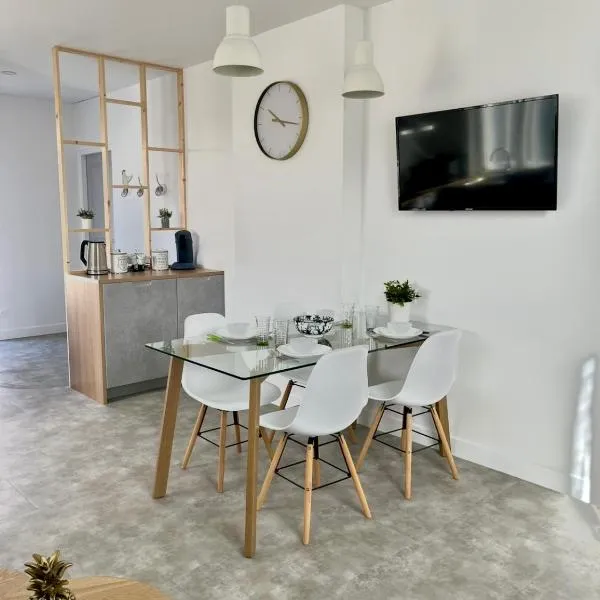 Appartement cosy et calme avec parking et terrasse privés, hotel in Cravanche